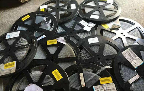 1539769921.jpg 8.jpg